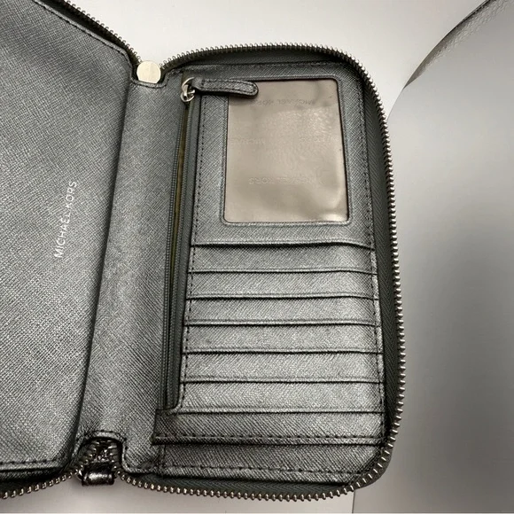 Michael Kors Large Smartphone Wallet - Metallic Silver Glitter - Picture 6 of 13